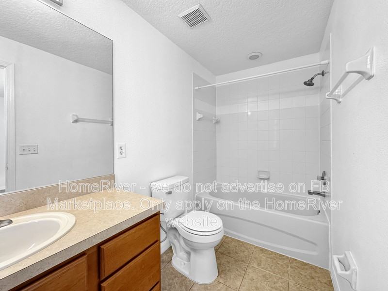 2418 Middleton Grove Dr - Photo 6 of 30