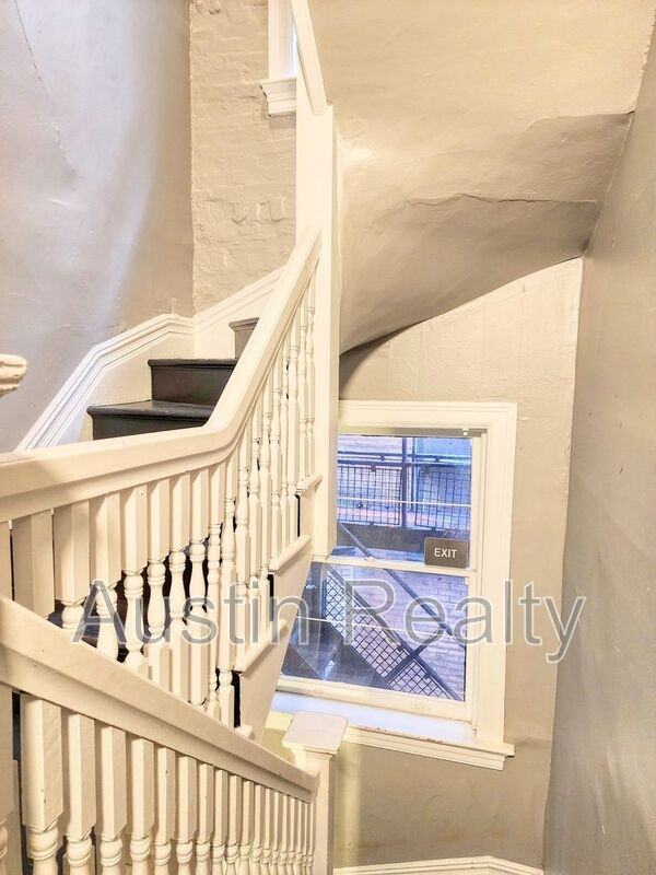 324 N Newstead Ave #3W - Photo 4 of 15