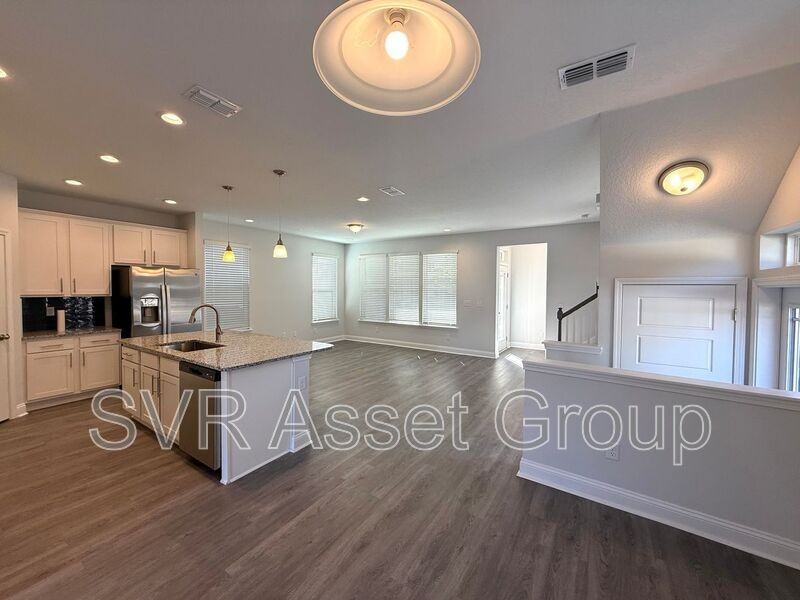 2970 College St - Photo 3 of 25