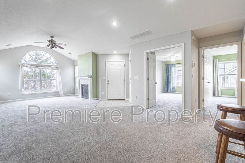 6102 Ne Kensington Dr - Photo 4 of 14