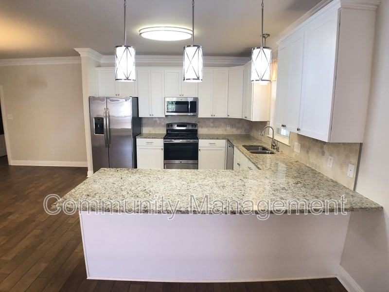 25857 Linwood Ave - Photo 6 of 28