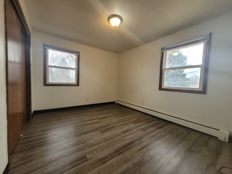 1303 Morris Ave - Photo 6 of 10