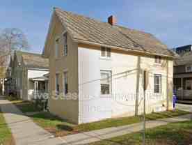 202 Pine St - Photo 1 of 1