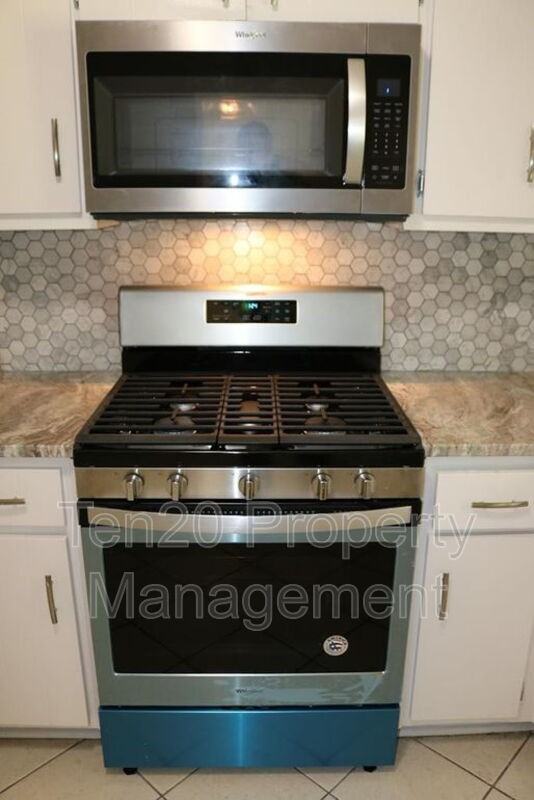 4827 Sequoia Dr - Photo 4 of 27