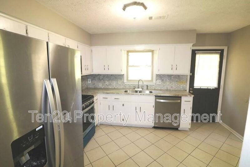 4827 Sequoia Dr - Photo 6 of 27