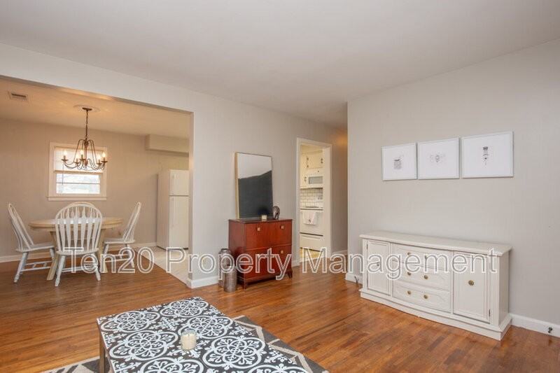 4264 Yates Dr - Photo 4 of 26