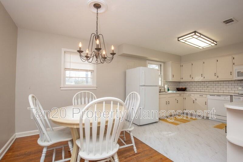 4264 Yates Dr - Photo 5 of 26