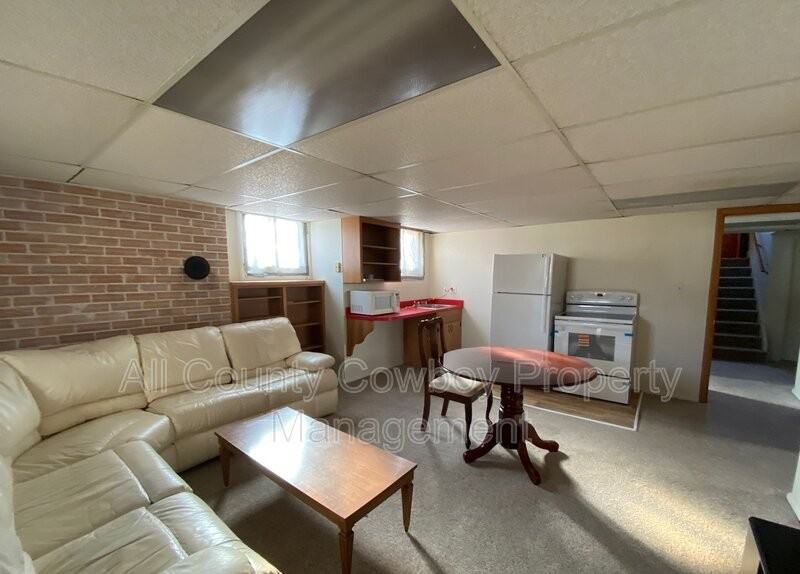 414 S 13th St #A - Photo 2 of 12