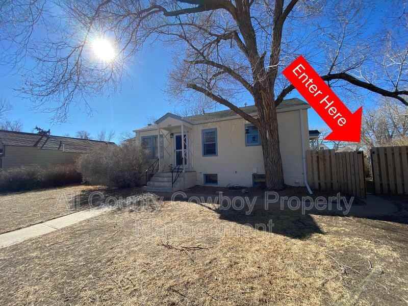 260 N 7th St #2 - Photo 2 of 11