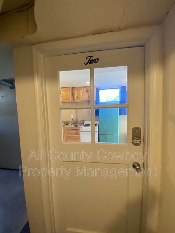 260 N 7th St #2 - Photo 5 of 11