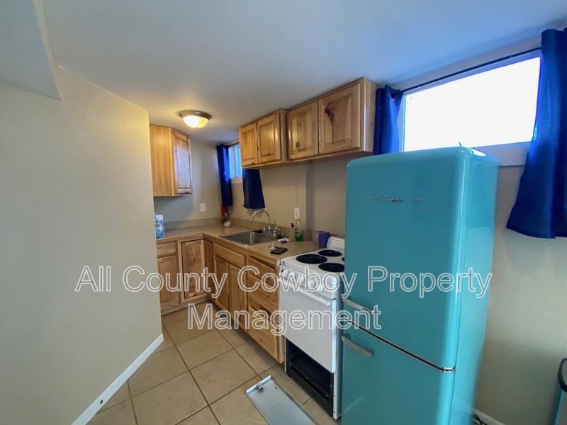 260 N 7th St #2 - Photo 6 of 11