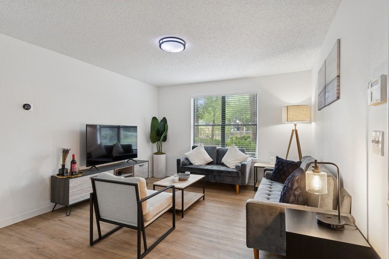 Northlake - Photo 3 of 30