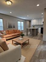 featured image of 2710 N Farmer Ave