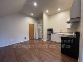 5816 Sw Huddleson St #1 - Photo 1 of 1