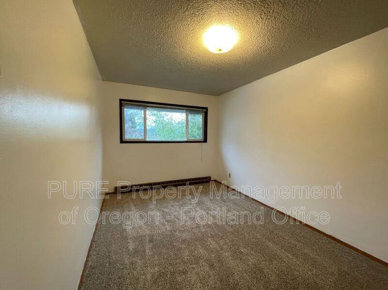 1121 Se 27th Ave - Photo 6 of 10