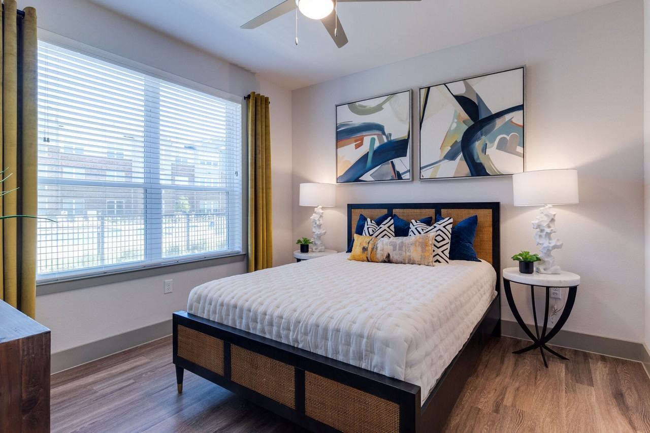 Palladium Simpson Stuart - Photo 5 of 47