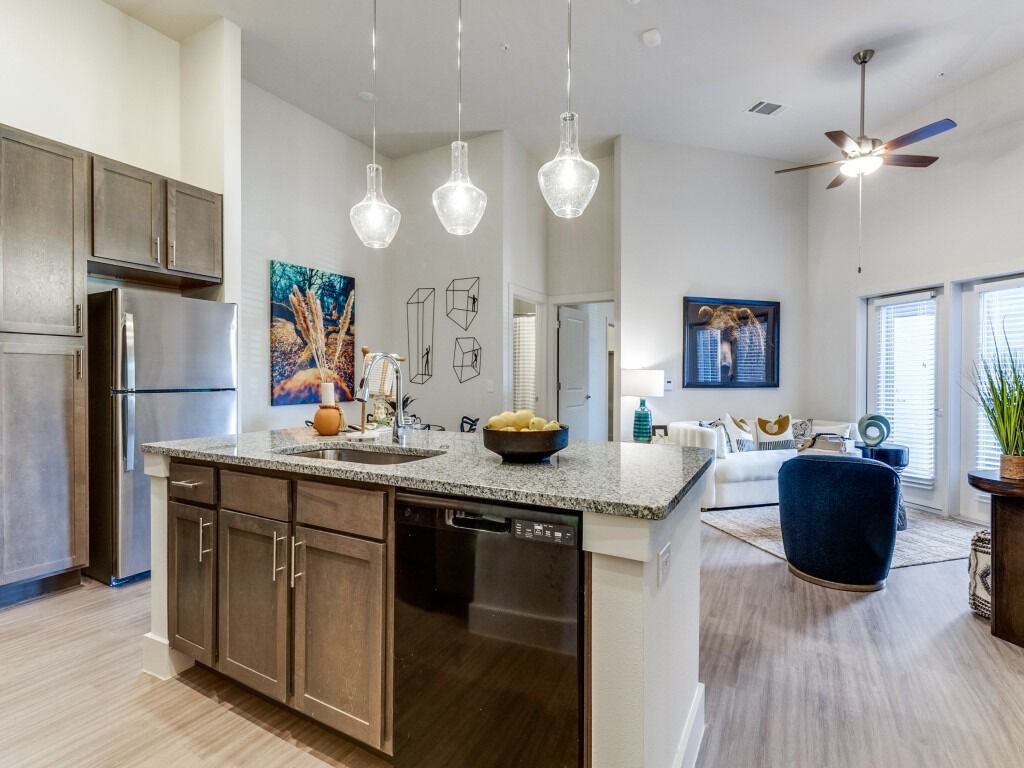 Palladium Carver Living - Photo 3 of 24