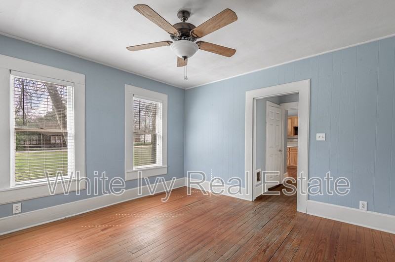 254 Railroad St - Photo 5 of 25