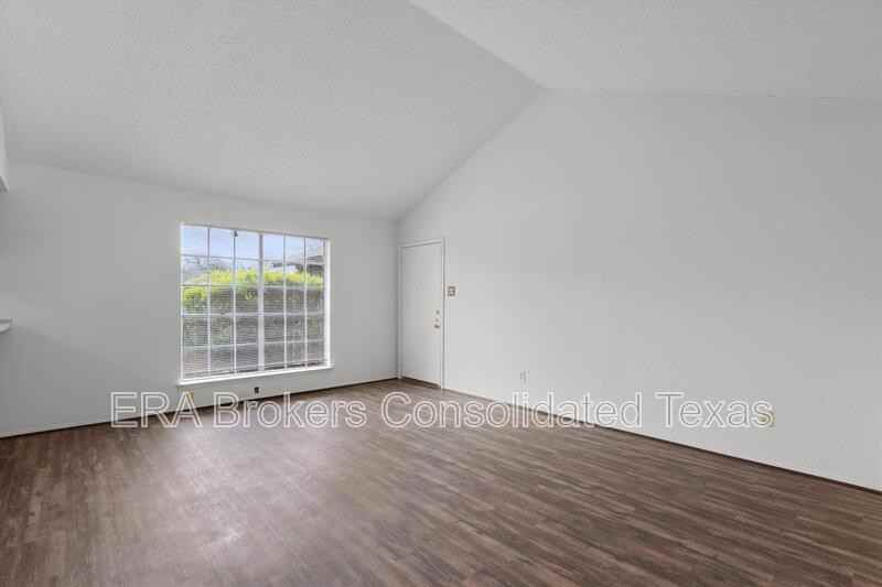 5304 Indio Cir - Photo 6 of 27