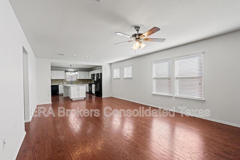 206 Paint Creek Ln - Photo 6 of 30