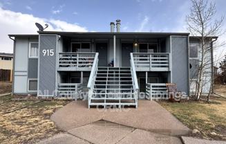 915 Hathaway Dr #C - Photo 1 of 1