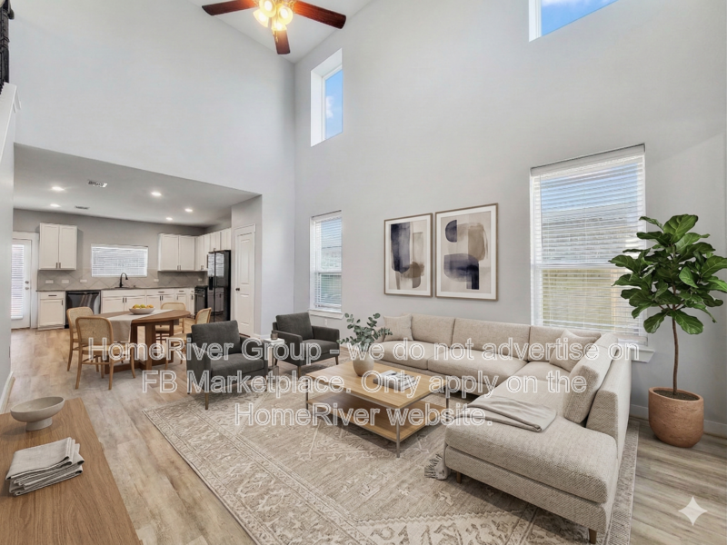 16807 Lisbon Ln - Photo 4 of 24