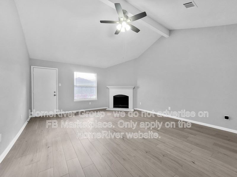 10827 Bradford Way Dr - Photo 2 of 20