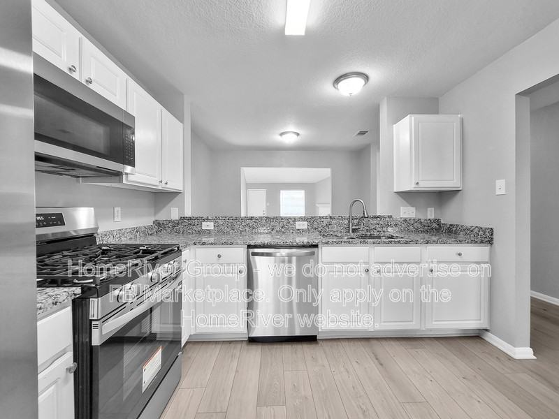 10827 Bradford Way Dr - Photo 6 of 20