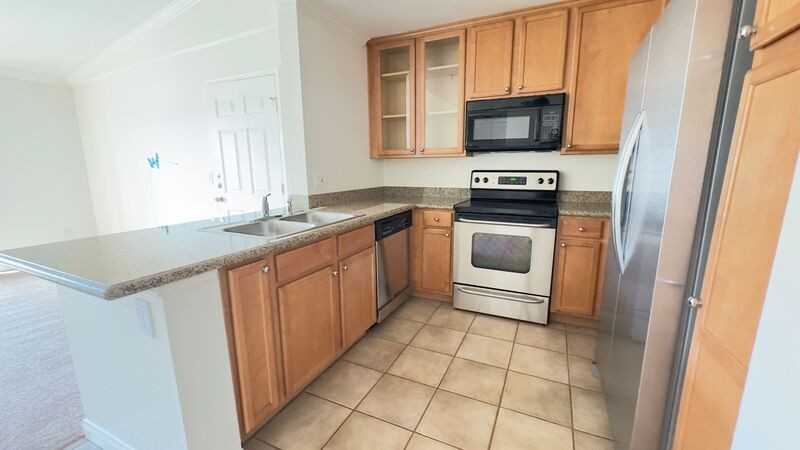 1995 Las Colinas Cir #304 - Photo 4 of 14