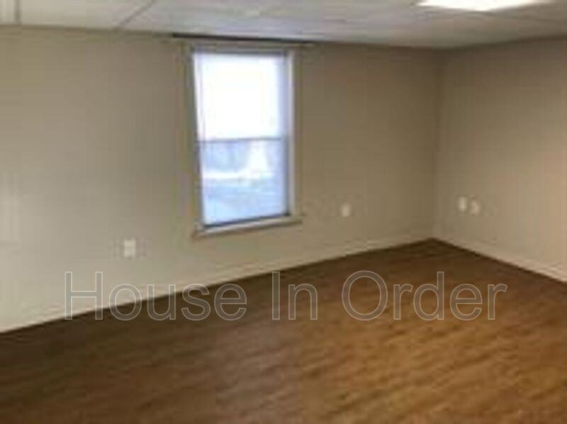 12 Looking Glass Ln - Photo 6 of 10