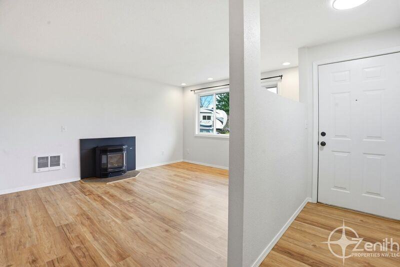 13801 Ne 40th St - Photo 2 of 40