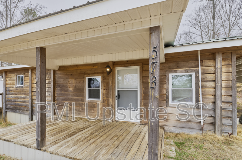 573 Singing Pines Rd - Photo 5 of 17