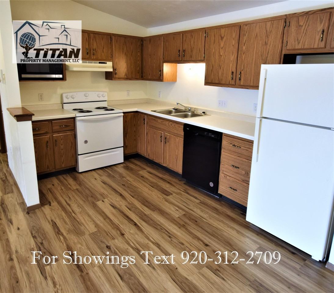 203 Joseph Court - Photo 3 of 11