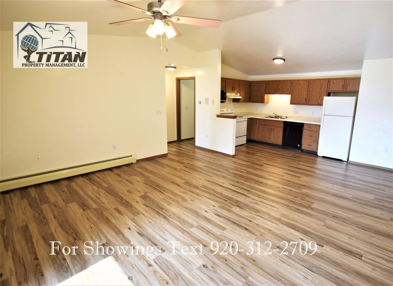 203 Joseph Court - Photo 4 of 11