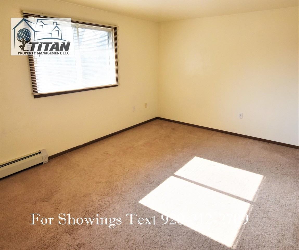 203 Joseph Court - Photo 7 of 11