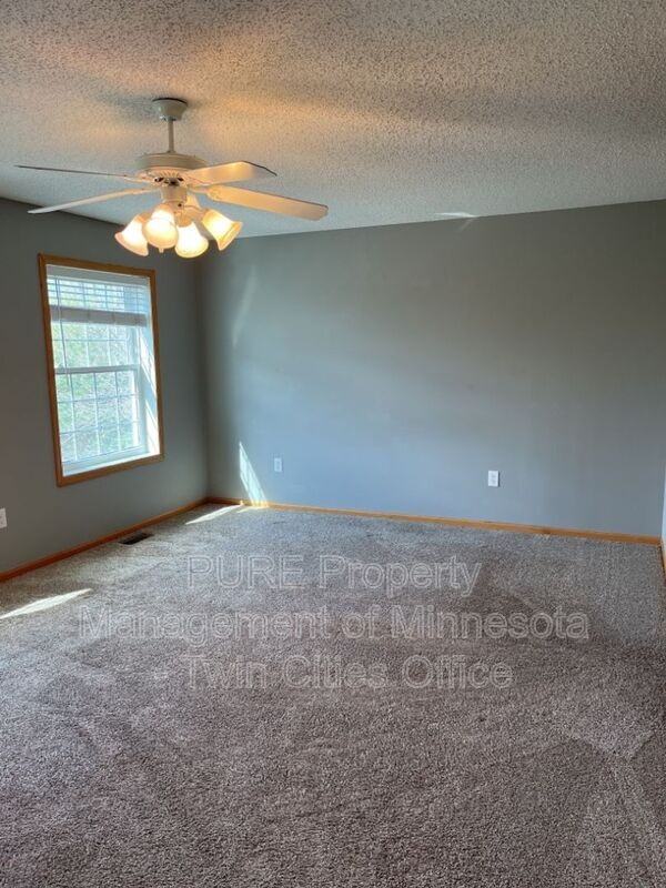 4553 Victor Path #5 - Photo 4 of 7