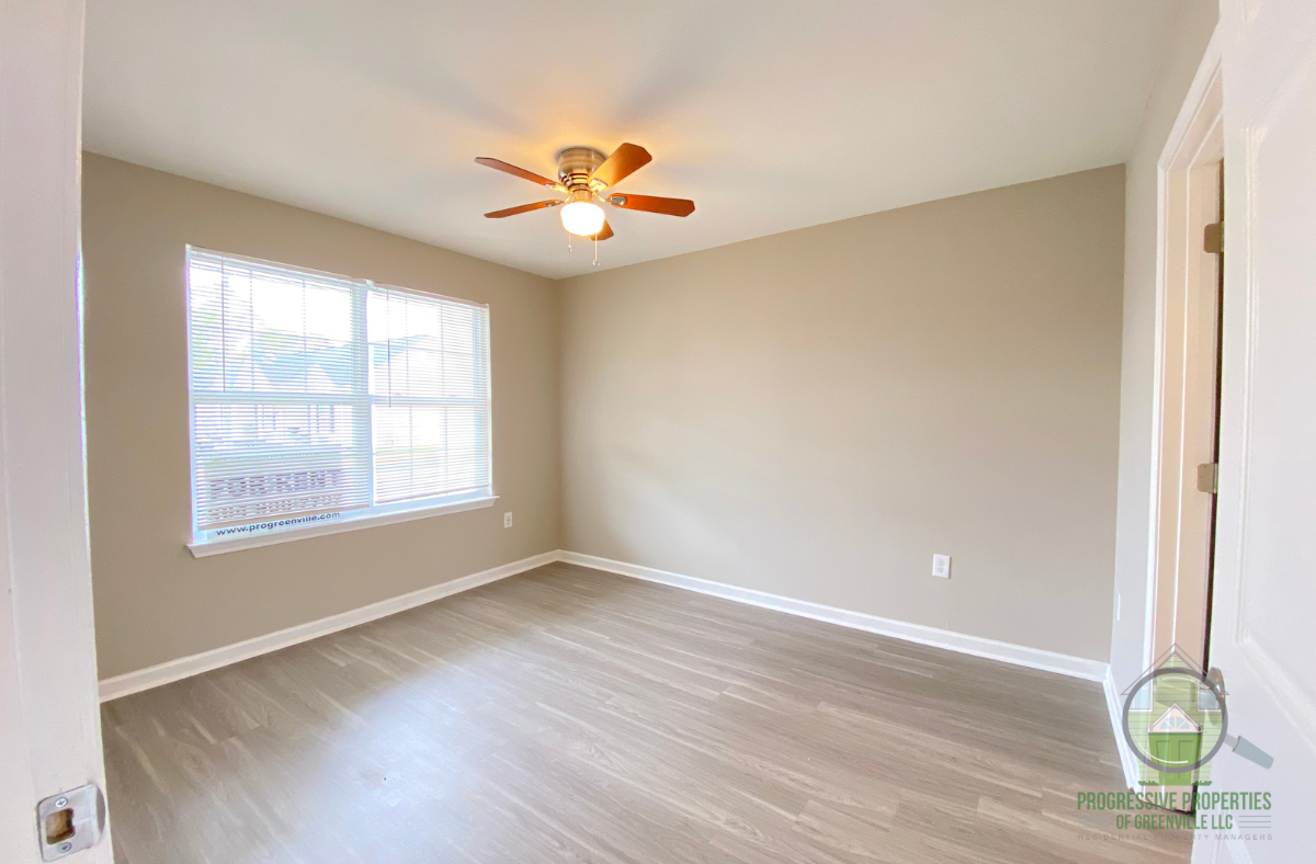 13 Staunton Bridge Road - Photo 5 of 26
