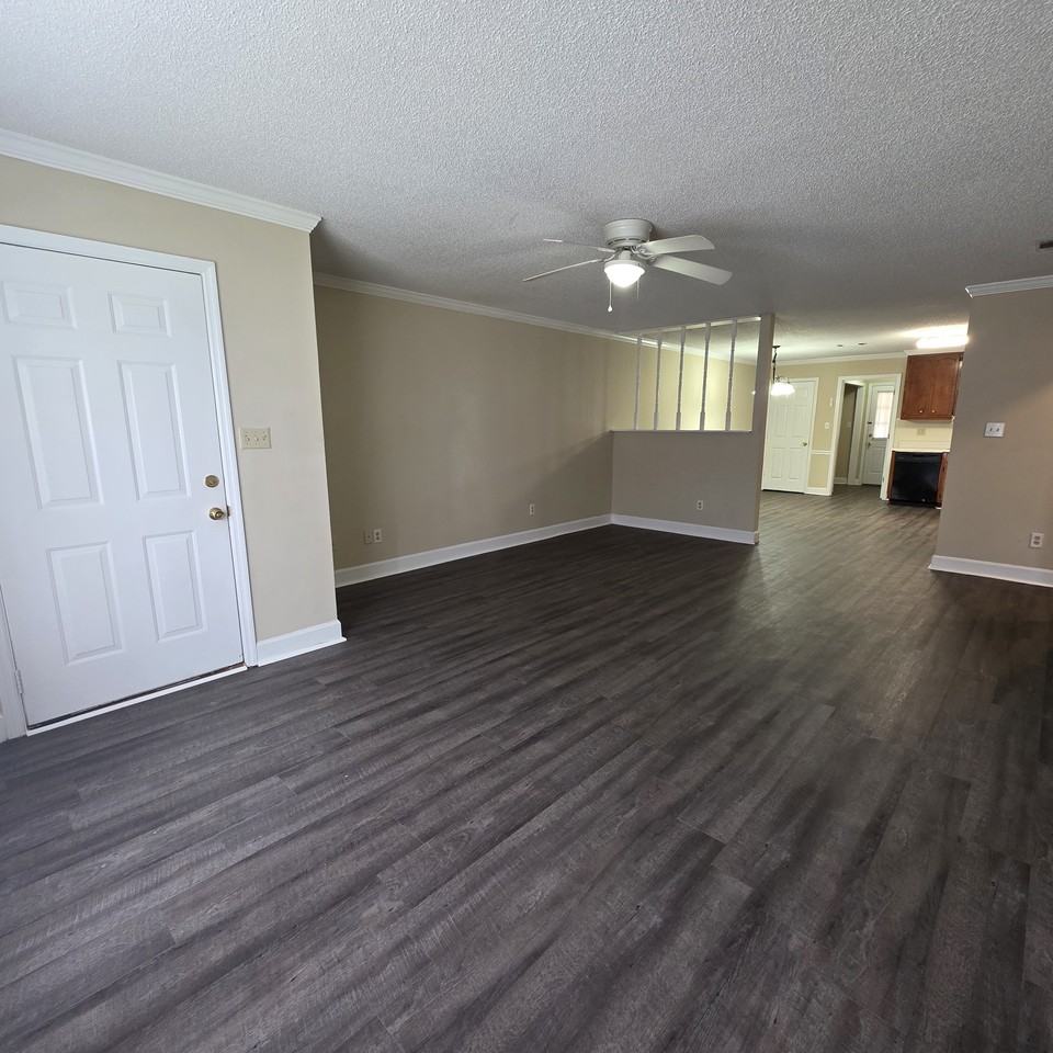 2310-B Old Dominion Drive - Photo 2 of 11