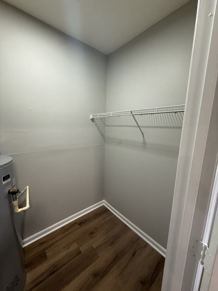 418 Jason Drive - Photo 7 of 10