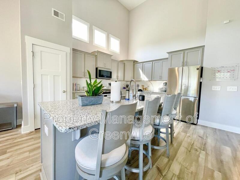 501 Robinwood Pl - Photo 5 of 21