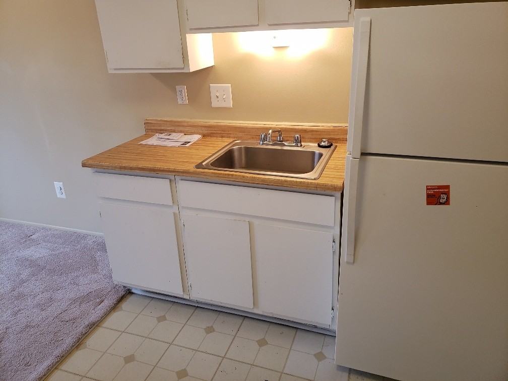 Flat Rock - Photo 6 of 9