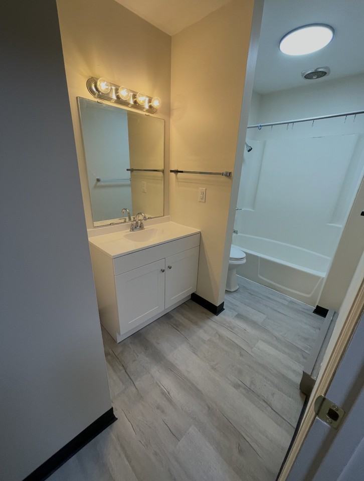 1000 Croghan Street - Photo 6 of 11