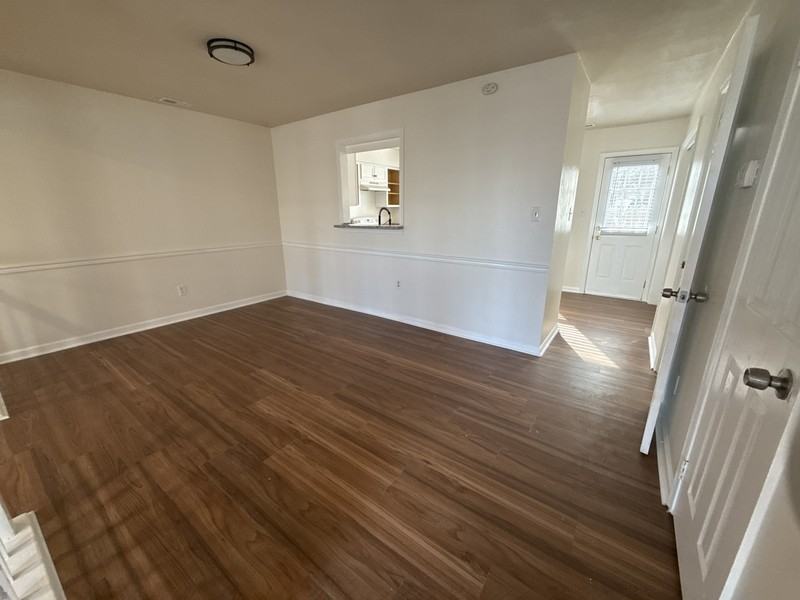 5537 Lynbrook Lndg - Photo 3 of 20