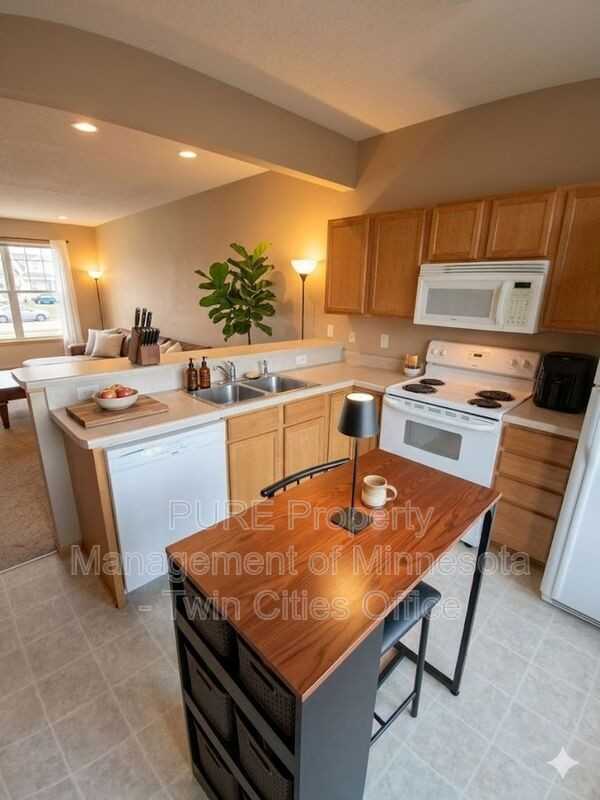 18 Hope Cir - Photo 2 of 10