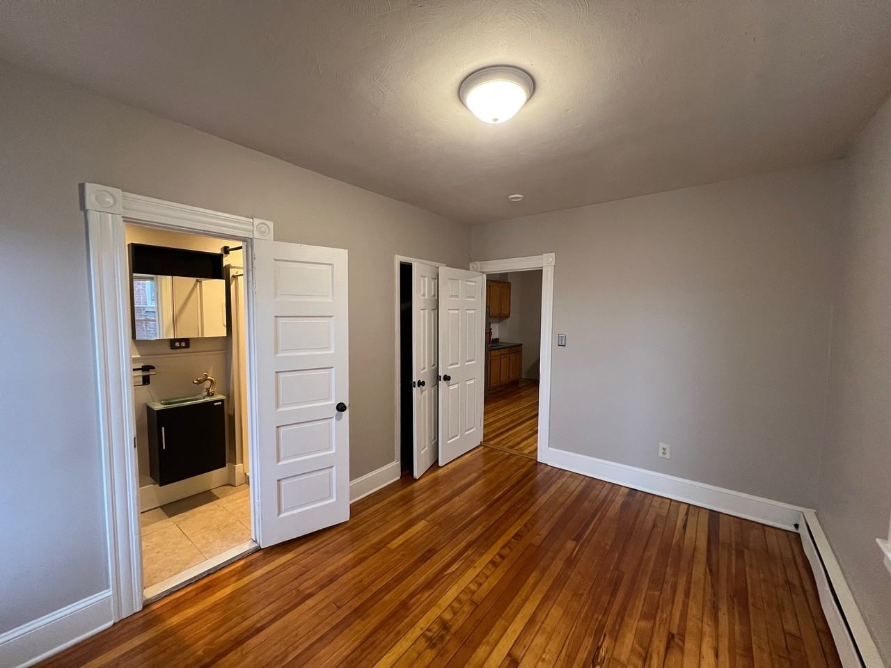 103 Gold Street, New Britain - Photo 5 of 10