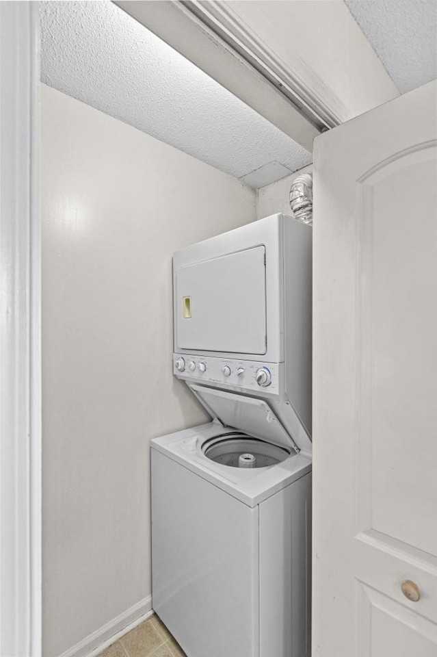 2318 Indian Drive - Photo 5 of 11