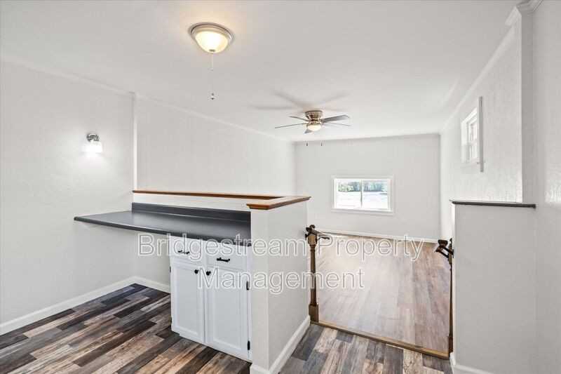 317 Hypathia Ave - Photo 3 of 19