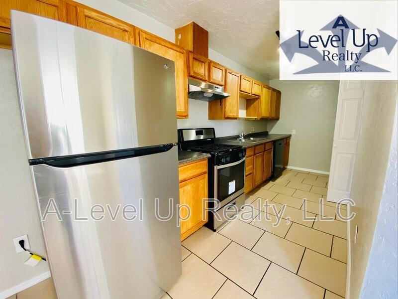 1850 N 5th Ave - Photo 2 of 19