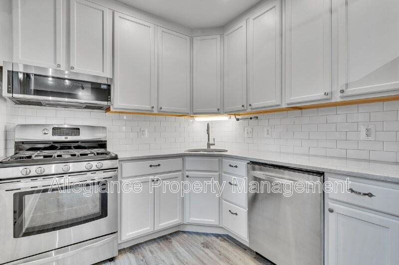 2600 16th St S #713 - Photo 3 of 20