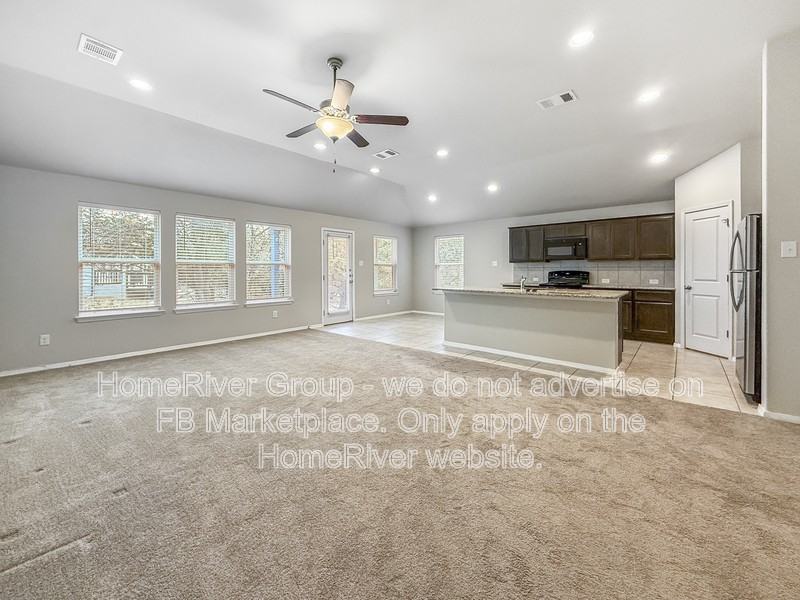 21709 Crystal Way - Photo 4 of 20